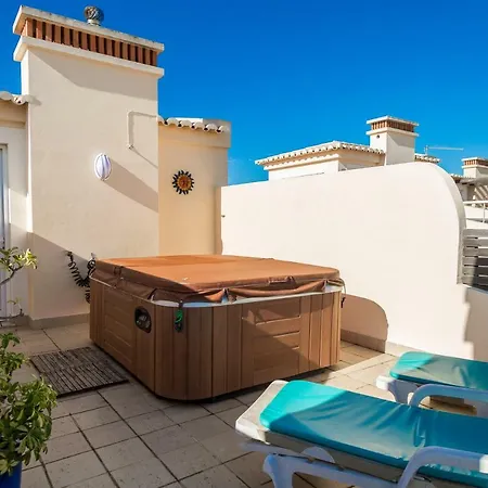 Mill Heights Town House With Hot Tub * Lagos