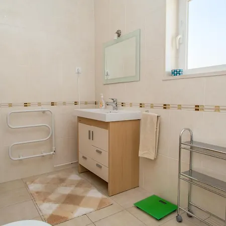 Mill Heights Town House With Hot Tub * Lagos